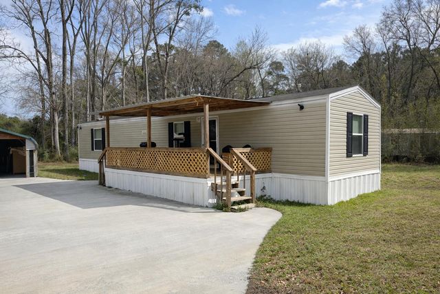 746 Madison Street, Ehrhardt, SC 29081