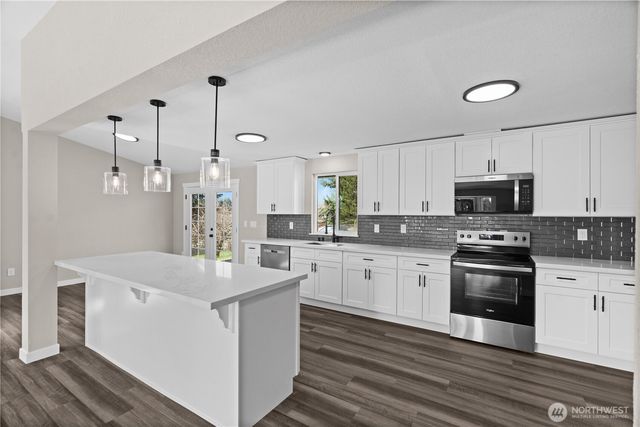 1145 Larkspur Drive SE, Olympia, WA 98513