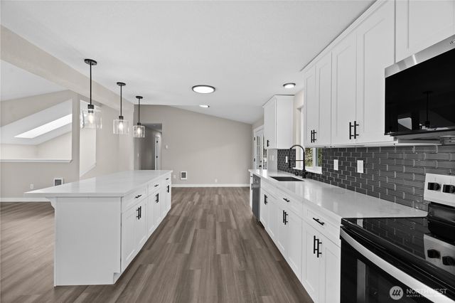 1145 Larkspur Drive SE, Olympia, WA 98513