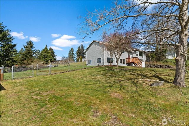 1145 Larkspur Drive SE, Olympia, WA 98513