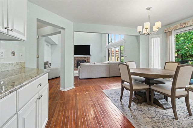 2877 Leslie Park Circle, Ann Arbor, MI 48105