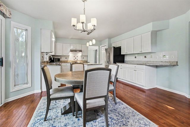 2877 Leslie Park Circle, Ann Arbor, MI 48105