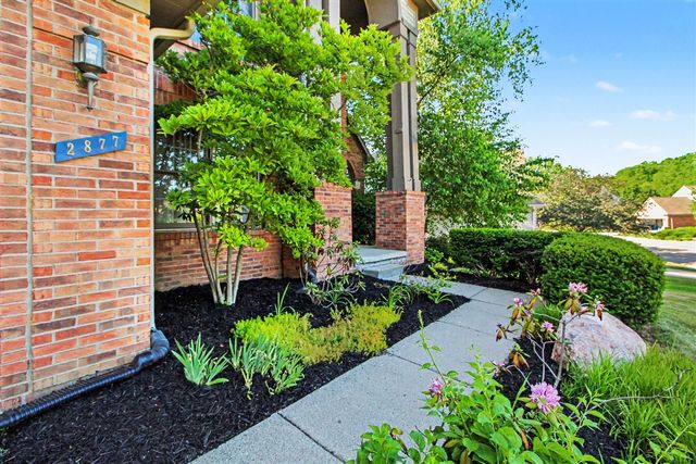 2877 Leslie Park Circle, Ann Arbor, MI 48105