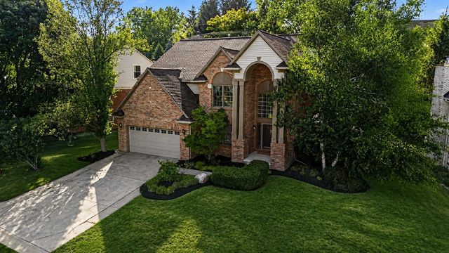 2877 Leslie Park Circle, Ann Arbor, MI 48105