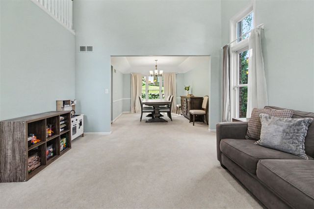 2877 Leslie Park Circle, Ann Arbor, MI 48105