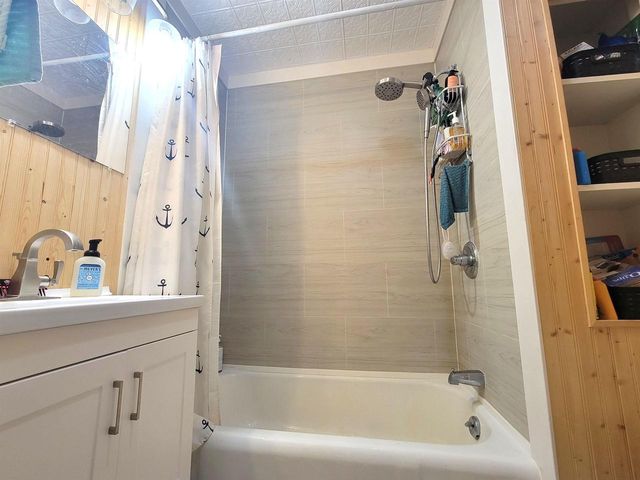 213 East Street, Argyle, WI 53504