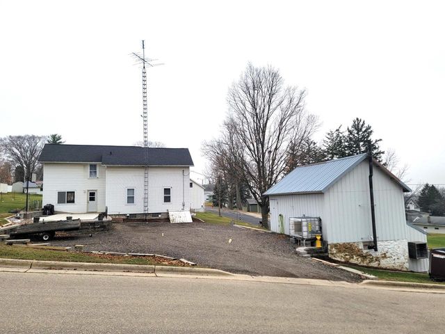 213 East Street, Argyle, WI 53504