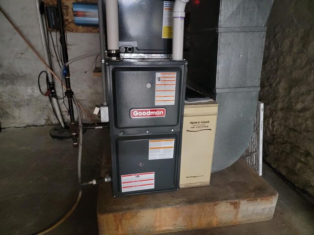 213 East Street, Argyle, WI 53504