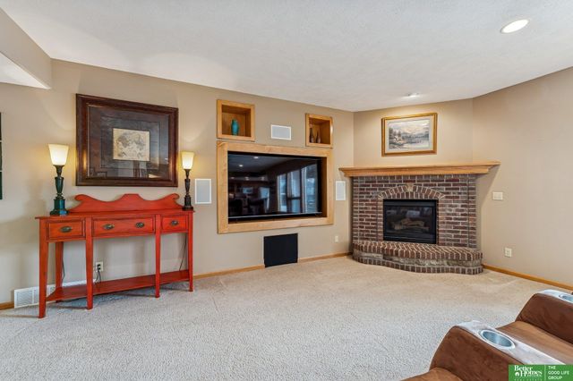 10326 S 179th Street, Omaha, NE 68136