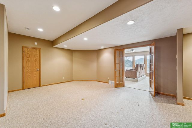 10326 S 179th Street, Omaha, NE 68136