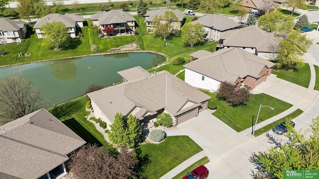 10326 S 179th Street, Omaha, NE 68136
