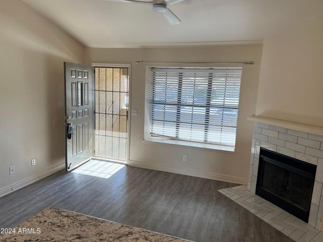5704 E Aire Libre Avenue Unit 2049, Scottsdale, AZ 85254