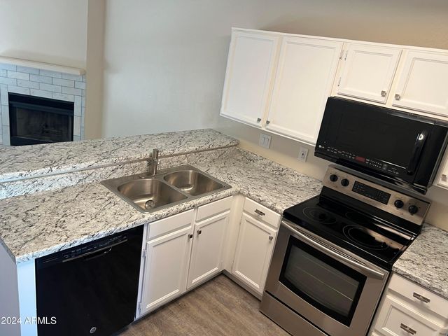 5704 E Aire Libre Avenue Unit 2049, Scottsdale, AZ 85254