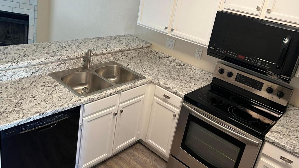 5704 E Aire Libre Avenue Unit 2049, Scottsdale, AZ 85254