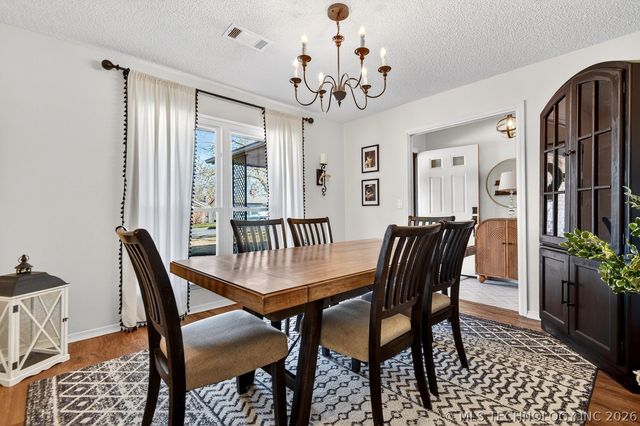 2417 Chapel Hill Road, Bartlesville, OK 74006