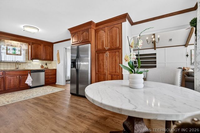 2417 Chapel Hill Road, Bartlesville, OK 74006