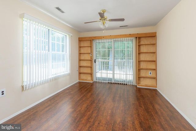 35 PINECREST DR, Deptford, NJ 08096