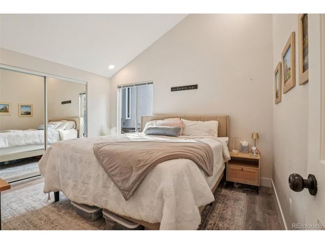 10205 E Peakview Ave, Englewood, CO 80111