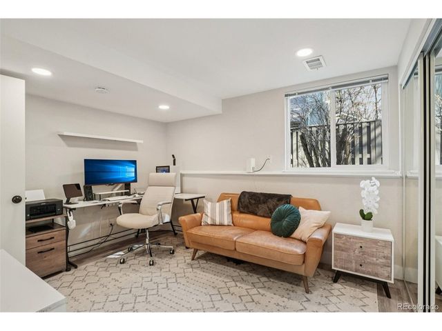 10205 E Peakview Ave, Englewood, CO 80111