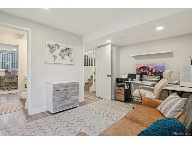 10205 E Peakview Ave, Englewood, CO 80111