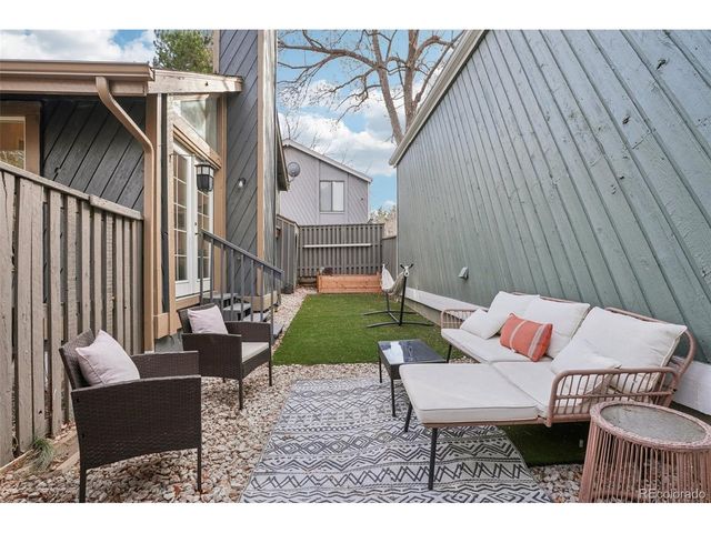 10205 E Peakview Ave, Englewood, CO 80111