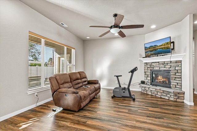 1189 Lindsey Court, Central Point, OR 97502