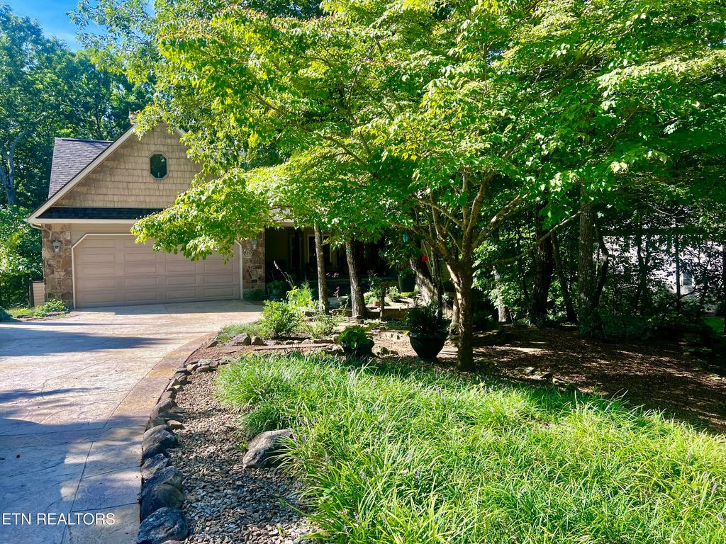 150 Mountain View Drive, Crossville, TN 38558