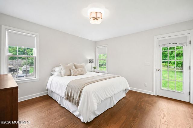 28 Riverview Drive, Tinton Falls, NJ 07724
