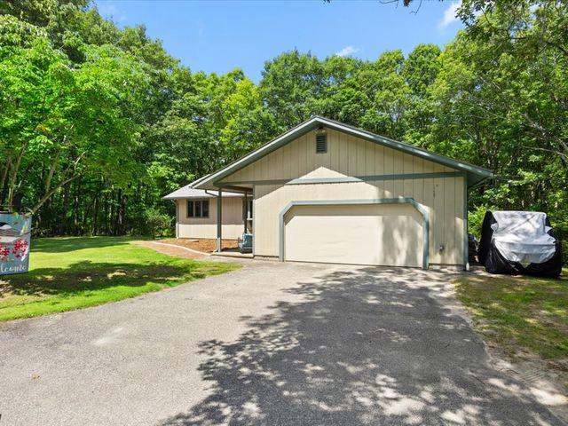 515 Williams Crossing Road, Coventry, RI 02816