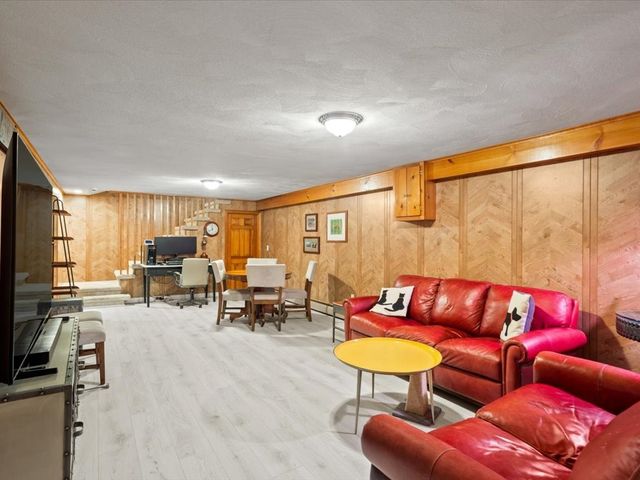 515 Williams Crossing Road, Coventry, RI 02816