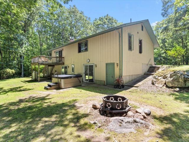 515 Williams Crossing Road, Coventry, RI 02816