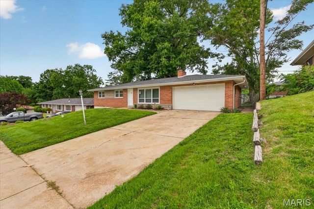 917 Westwold Avenue, Ferguson, MO 63135
