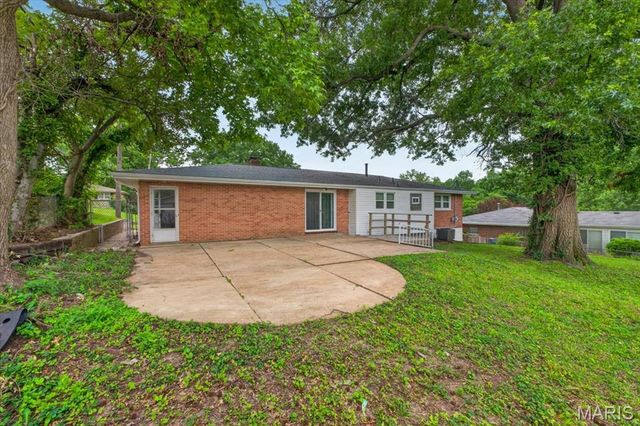 917 Westwold Avenue, Ferguson, MO 63135