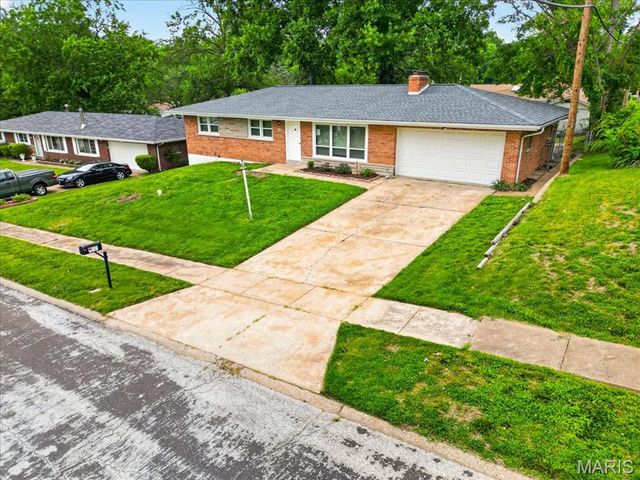 917 Westwold Avenue, Ferguson, MO 63135