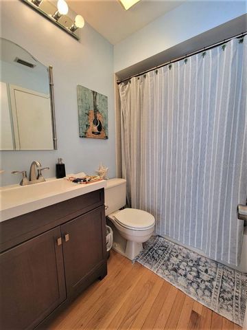 3377 W WYOMING CIRCLE, Tampa, FL 33611