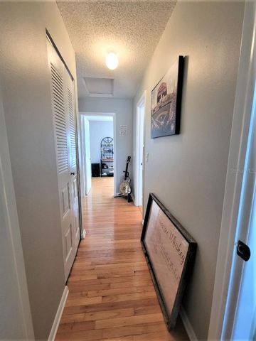 3377 W WYOMING CIRCLE, Tampa, FL 33611