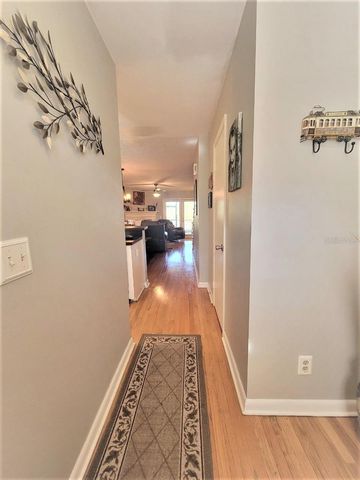 3377 W WYOMING CIRCLE, Tampa, FL 33611