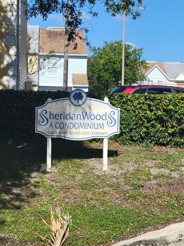 3377 W WYOMING CIRCLE, Tampa, FL 33611