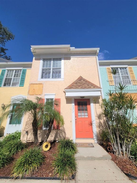 3377 W WYOMING CIRCLE, Tampa, FL 33611