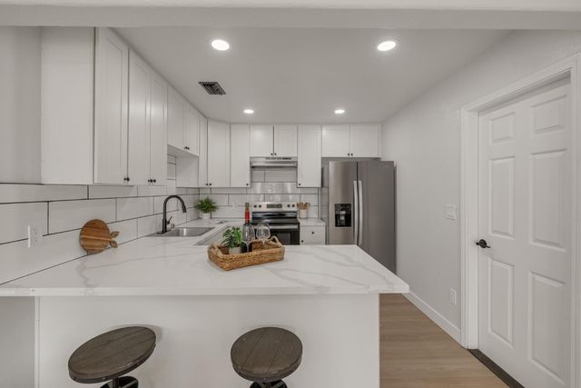 8541 Still Woods Ct, Sacramento, CA 95828