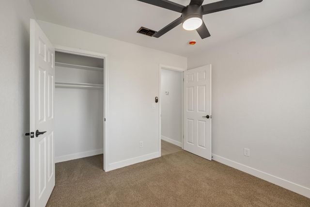 8541 Still Woods Ct, Sacramento, CA 95828