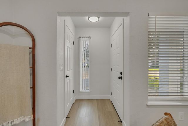 8541 Still Woods Ct, Sacramento, CA 95828