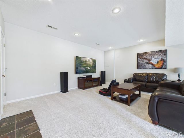 3339 Piazza Lane, Edwardsville, IL 62025