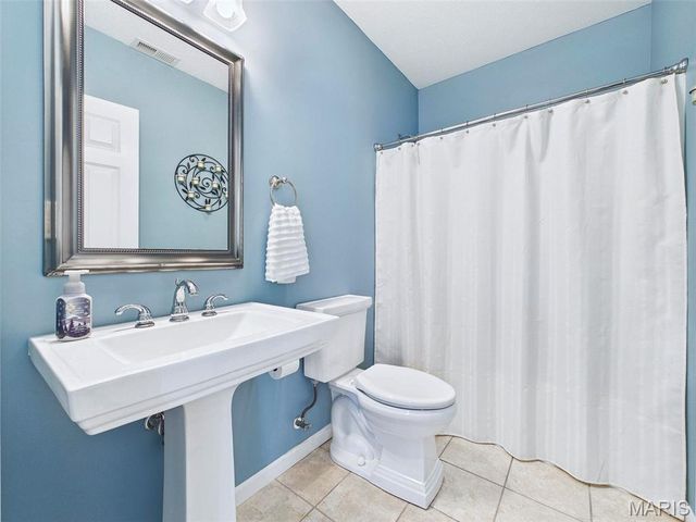 3339 Piazza Lane, Edwardsville, IL 62025