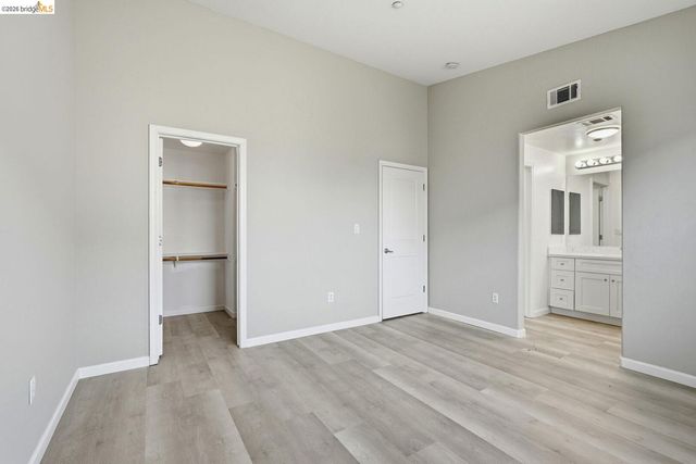 214 Carmel ST, San Pablo, CA 94806