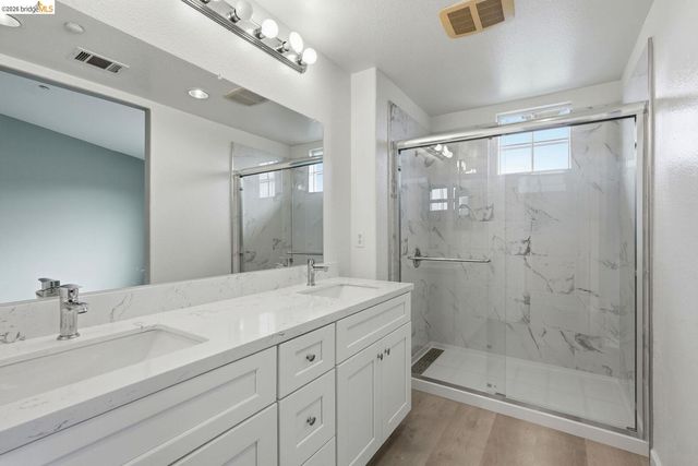 214 Carmel ST, San Pablo, CA 94806