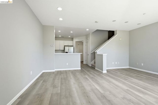 214 Carmel ST, San Pablo, CA 94806