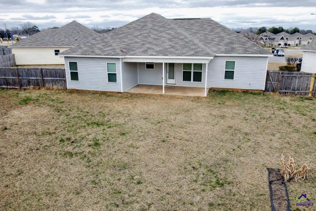 82 Santangelo Court, Warner Robins, GA 31093