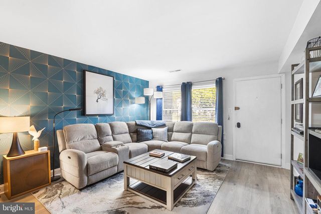 311 WINDING WAY, Westville, NJ 08093