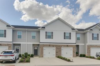 2416 Trafton PL, Chesapeake, VA 23320